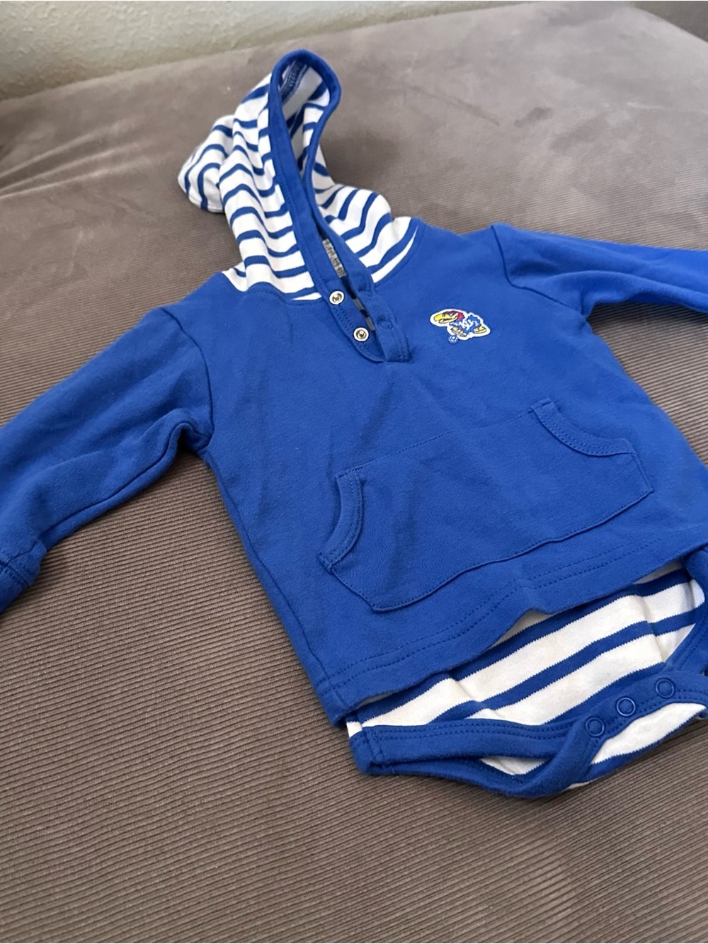Two Feet Ahead NCAA Kansas Jayhawks Baby Striped Hooded Shirt 12M Snap Bottom - Picture 2 of 5